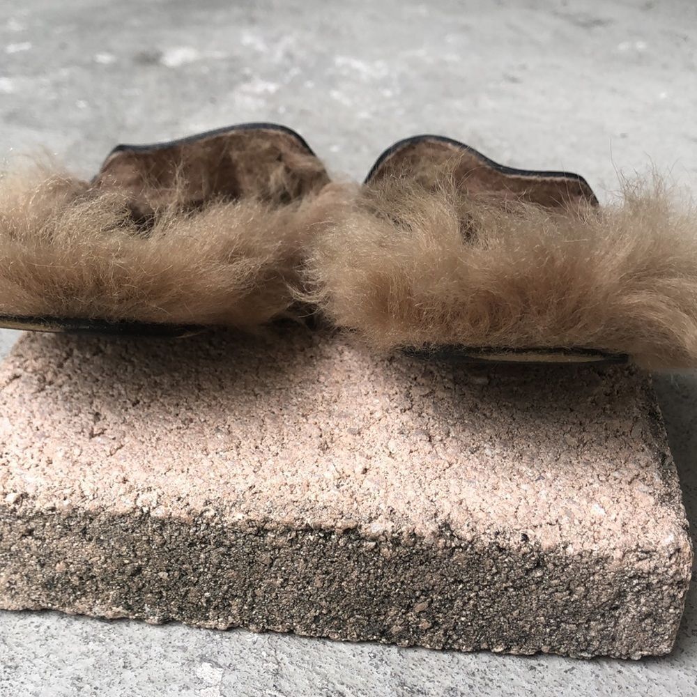 Gucci slides w/fur - Picture 6 of 11